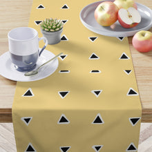 Load image into Gallery viewer, Table Runner