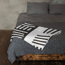 Load image into Gallery viewer, Throw Blanket
